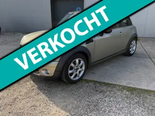 Mini Mini 1.6 Cooper Chili met leer