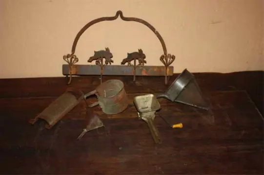 Rekje met keukengerei