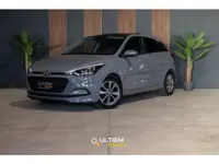 Hyundai i20 1.2 HP i-Motion Premium | PANODAK*CRUISE*LED