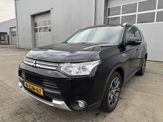 Mitsubishi Outlander 2.0 PHEV Instyle X-Line SUPERMOOI. HYBRYDE.