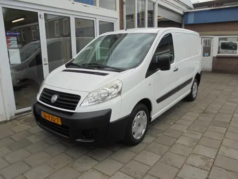 Fiat Scudo 10 1.6 MultiJet KH1 Trekhaak, Achteruitrijsensoren