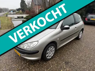 Peugeot 206 1.4 Pop' Automaat , zeer mooi 82000 km