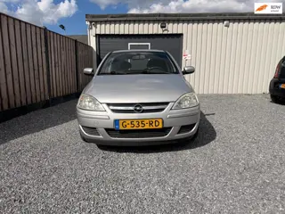 Opel Corsa 1.4-16V Rhythm