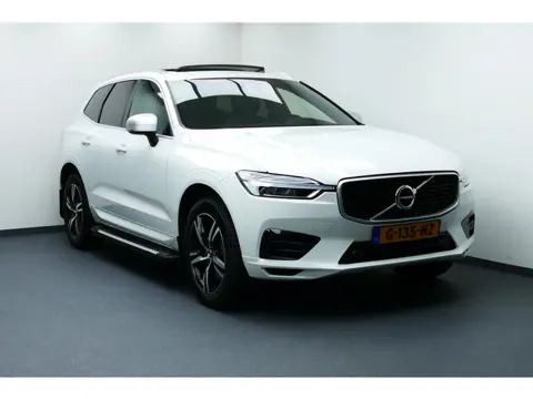 Volvo XC60 2.0 255pk T5 AWD R-Design. Panodak, Camera, Leer/Alcantara, 19"LMV, Haak 2400kg