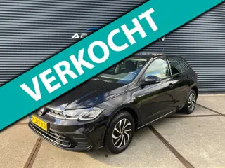 Volkswagen Polo 1.0 TSI Life LM VELGEN/ CARPLAY/ STOELVERWARMING