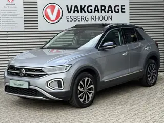 Volkswagen T-Roc 1.5 TSI Style NAV/CAM,PANO,MATRIX,DODEHOEK