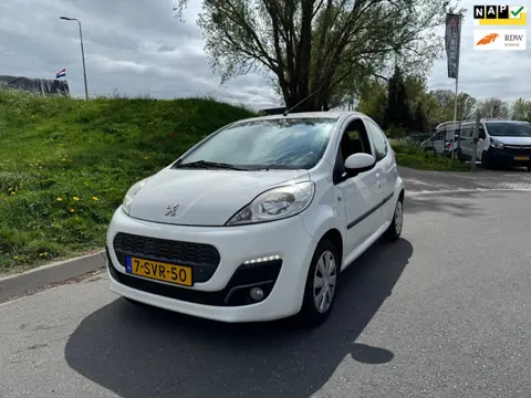 Peugeot 107 1.0 Active 5Drs Airco Led dagrijverlichting