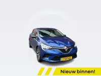 Renault Clio 1.6 E-Tech Hybrid 145 Equilibre / TREKHAAK / PARKEERSENSOREN / CRUISE CONTROL / 9904KM!