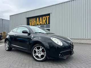 Alfa Romeo MiTo 1.4 Centenario | LEER | CLIMATE |