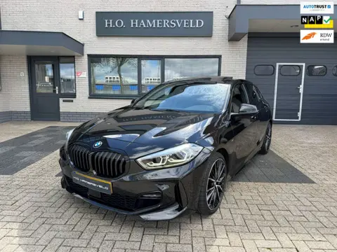 BMW 1-serie BMW 118i M-pack Aut. Pano, Harman Kardon etc!!