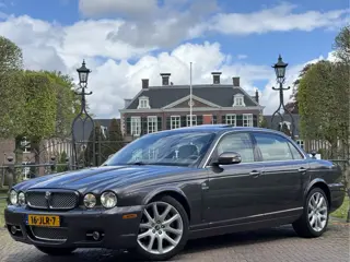 Jaguar XJ 4.2 V8 PORTFOLIO LWB | NL-AUTO! | UNIEKE STAAT!