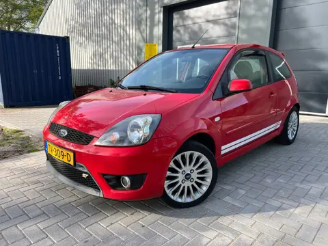 Ford Fiesta 2.0-16V ST 150PK 143.957KM