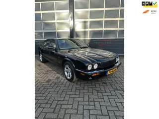Jaguar XJ 3.2 V8 Executive | Navi | Nieuwe APK |