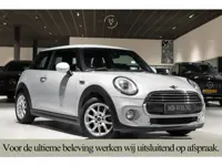 MINI Mini 1.5 Cooper Serious Business Automaat Keyless|Gr-Navi|LED|CC|PDC|Volledige historie