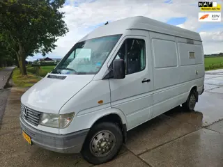 Mercedes-Benz 212 D / orginele camper/ douch/ keuken/ automaat