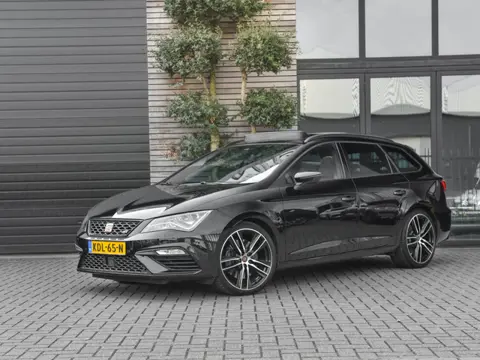 SEAT Leon ST 2.0 TSI CUPRA Schaalstoelen, Cruise control adaptief, Panoramadak, Beats audio, 19 inch