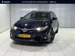 Toyota Auris 1.8 Hybrid Volcano Edition | All season banden met 17'' velgen | Goed onderhouden |