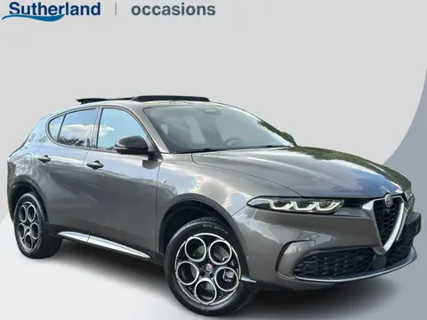 Alfa Romeo Tonale 1.3T PHEV Ti | AWD | 360 graden camera | Panoramadak | Stoelverwarming | Navigatie