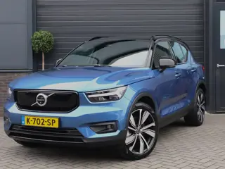 Volvo XC40 Recharge P8 AWD R-Design | Panoramadak | Harman/Kardon | 360 | BLIS