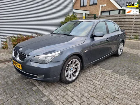 BMW 5-serie 523i Sedan Automaat! Navi! Bj:2009 NAP!