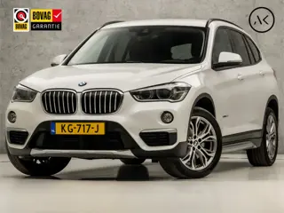 BMW X1 sDrive20i High Executive 192Pk Automaat (GROOT NAVI, HEAD-UP DISPLAY, LEDER, TREKHAAK, STOELV
