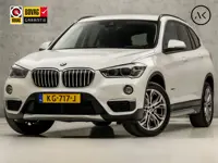 BMW X1 sDrive20i High Executive 192Pk Automaat (GROOT NAVI, HEAD-UP DISPLAY, LEDER, TREKHAAK, STOELV