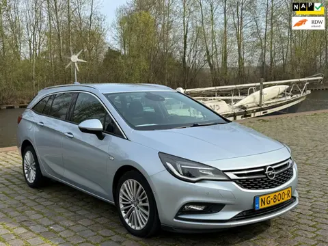 Opel Astra Sports Tourer 1.0 Innovation Dealer onderhouden airco cruis control navigatie parkeer sen