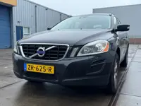 Volvo XC60 2.4 D5 AWD Summum TIK IN DE MOTOR!!!