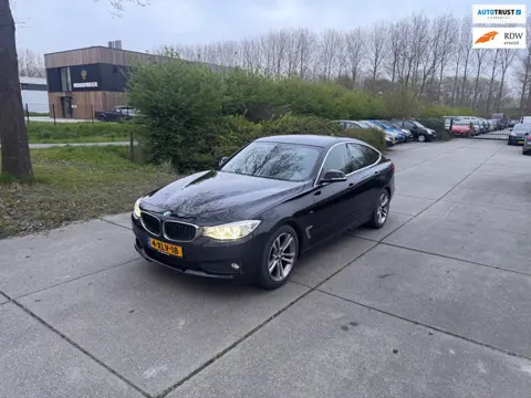 BMW 3-serie Gran Turismo 318d Executive Clima.Navi.Camera