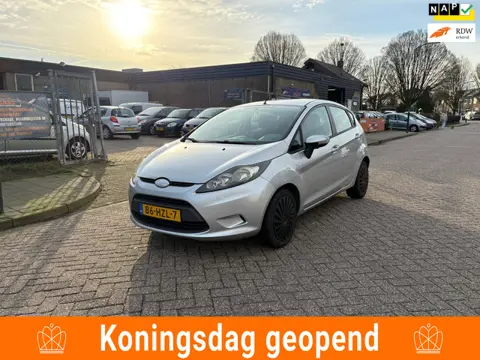 Ford Fiesta 1.25 Trend NIEUWE APK!