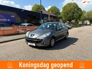 Peugeot 206 + 1.1 XS AIRCO + NIEUWE APK!