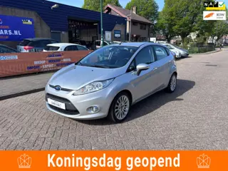 Ford Fiesta 1.6 TDCi ECOnetic Titanium NIEUWE APK!