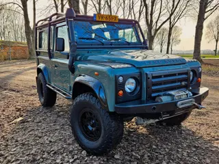 Land Rover Defender 90 2.4 TD SW 4-zits