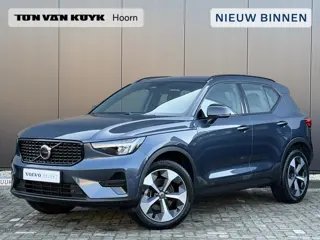 Volvo XC40 2.0 B4 Plus Dark Adaptieve Cruise Control / BLIS / Eekr. stoelverstelling / Stoel-,stuur-