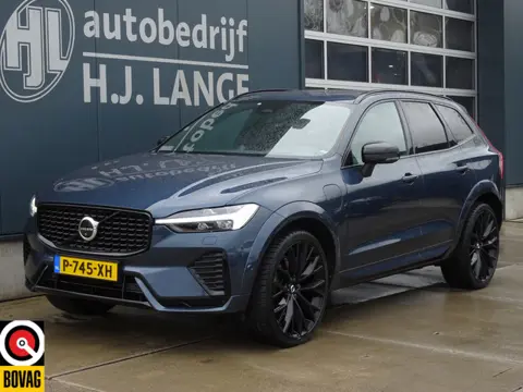 Volvo XC60 2.0 T6 Plug-in hybrid AWD R-Design (bj 2021)