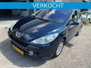 Peugeot 307 ; 1.6 16V 5DRS NETTE 307 JAAR APK &AIRCO & NAP