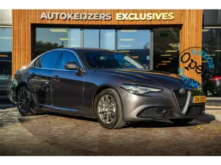 Alfa Romeo Giulia 2.0 T AWD Gepantserd / Armoured B4 B4 + GEPANTSERD 280 PK | Diplomatiek veiligheid