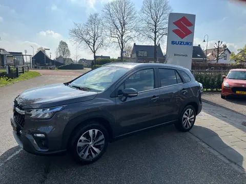 Suzuki S-Cross 1.4 Boosterjet Style Hybrid AUTOMAAT BJ 2026 // Panorama dak // Nieuwstaat // Lederen