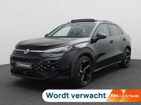 Volkswagen T-Roc 1.5 eTsi R-Line First Edition 150PK DSG Pano-Schuifdak, Trekhaak, Black Style, 20" 