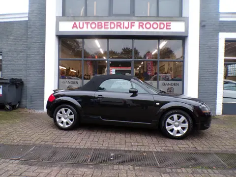 Audi TT 1.8 5V Turbo CABRIO NETTE AUTO (bj 2004)