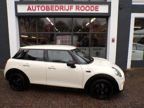 MINI Mini 1.2 Cooper 5-Drs Pepper NAVI,PDC,TOP STAAT!