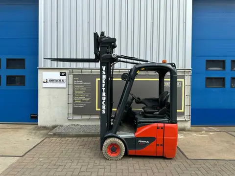 VS-22813 Elektrische triplex heftruck Linde E12 COMPACT