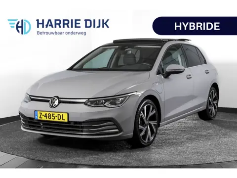 Volkswagen Golf 1.4 eHybrid Style | S/K-Panodak | Elek. Trekhaak | Dig. Cockpit | Adapt. Cruise | St