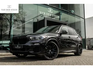 BMW X5 xDrive45e M Sport Schuifdak | Kristallen Pook | Massage Stoelen | Luchtvering | Adapt. Cruise