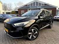 MG Mg zs ev EV Long Range Luxury 70 kWh SOH 92,4%, Panoramadak, Leer, 360 camera
