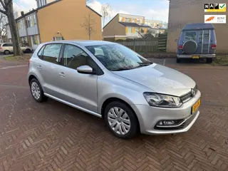 Volkswagen Polo AUTOMAAT / 5 deurs / Leuke auto / Bouwjaar 2015