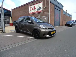 Toyota Aygo 1.0 VVT-i Aspiration (bj 2013)