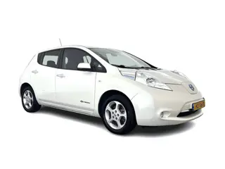 Nissan Leaf Acenta 30 kWh (INCL-BTW) *HEATPUMP | NAVI-FULLMAP | MICROFIBRE | DAB | CAMERA | DIGI-COC