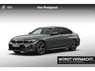 BMW 3 Serie Sedan 330e M-Sport / 18 inch / Trekhaak / Stoelverwarming