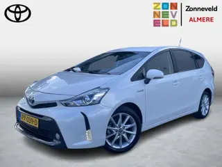 Toyota Prius + 1.8 Dynamic